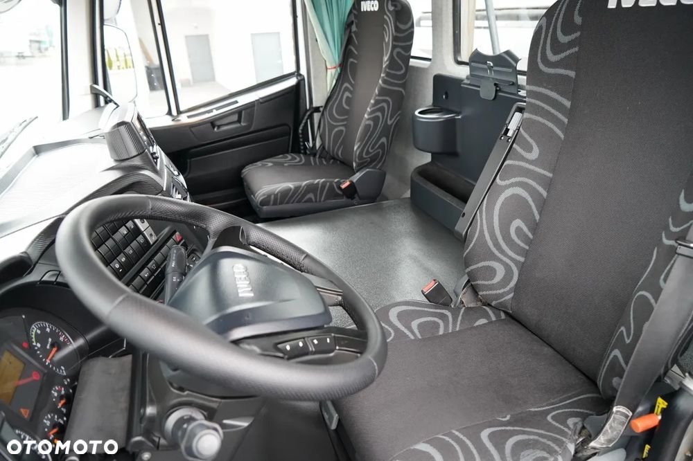 Iveco TRAKKER 450 / 8x4 / WYWROTKA / HYDROBURTA / BORDMATIC / EURO 6 / - 29