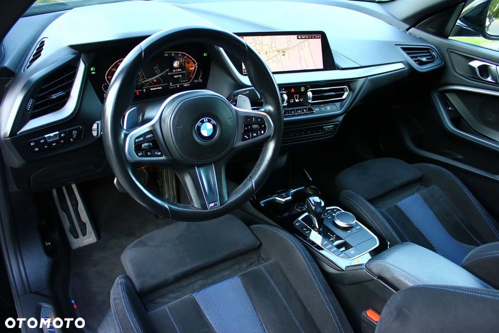 BMW Seria 2 218d M Sport sport - 25