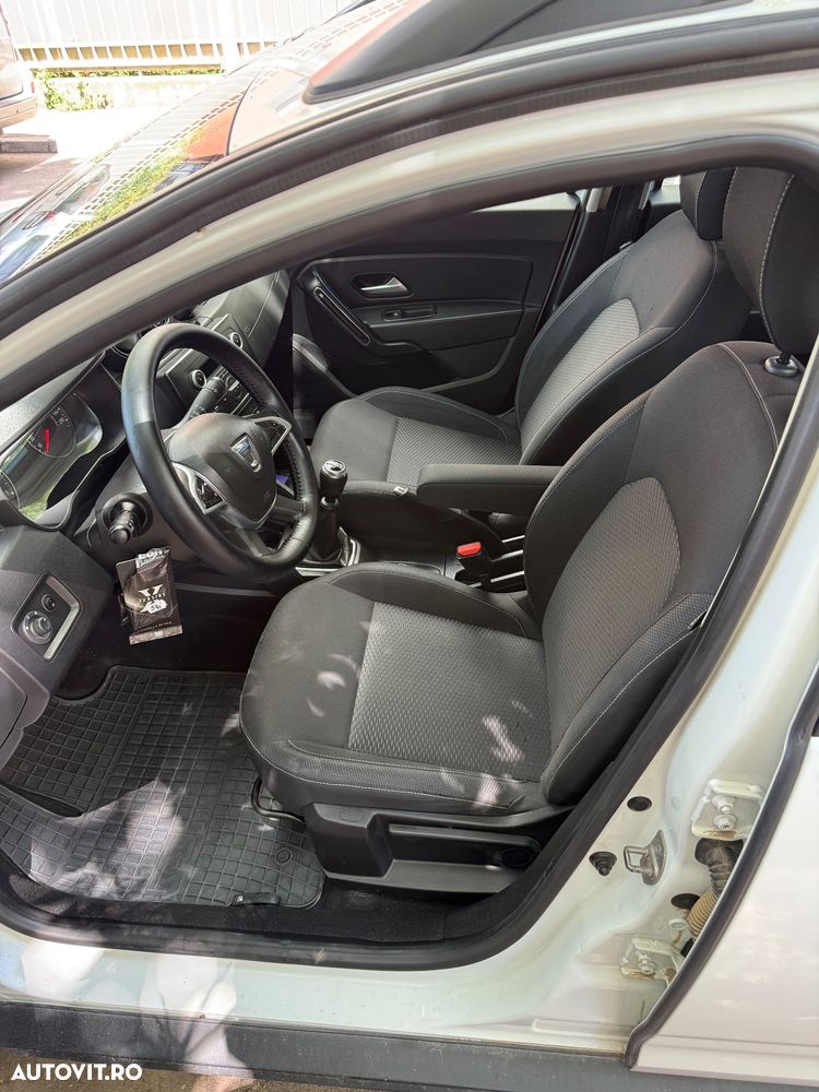 Dacia Duster 1.5 Blue dCi 4WD Prestige - 32