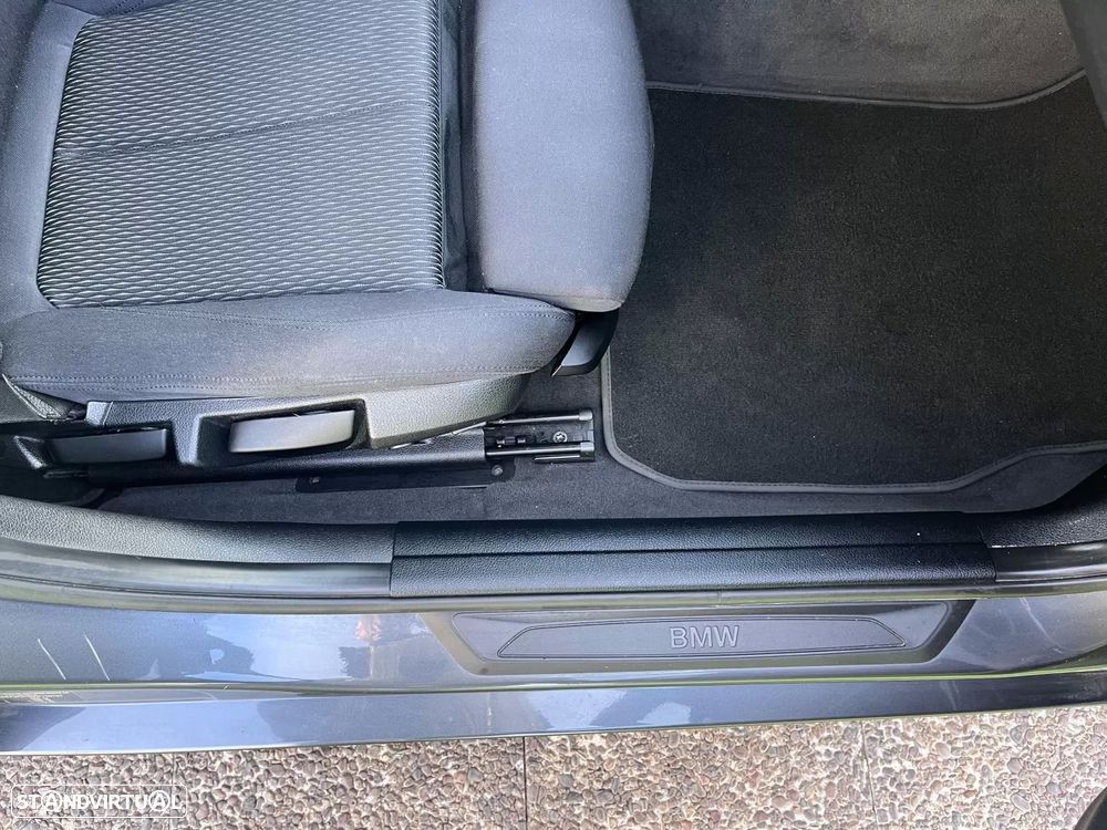 BMW 320 d Touring Sport Line - 56