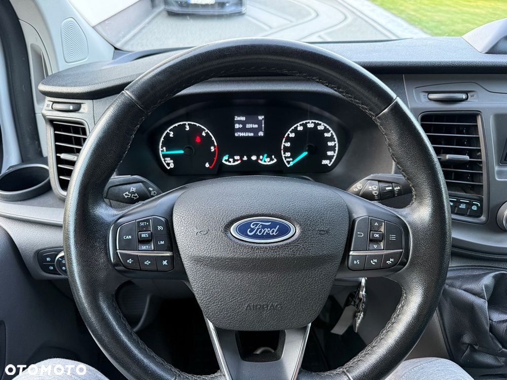 Ford Transit Custom - 33