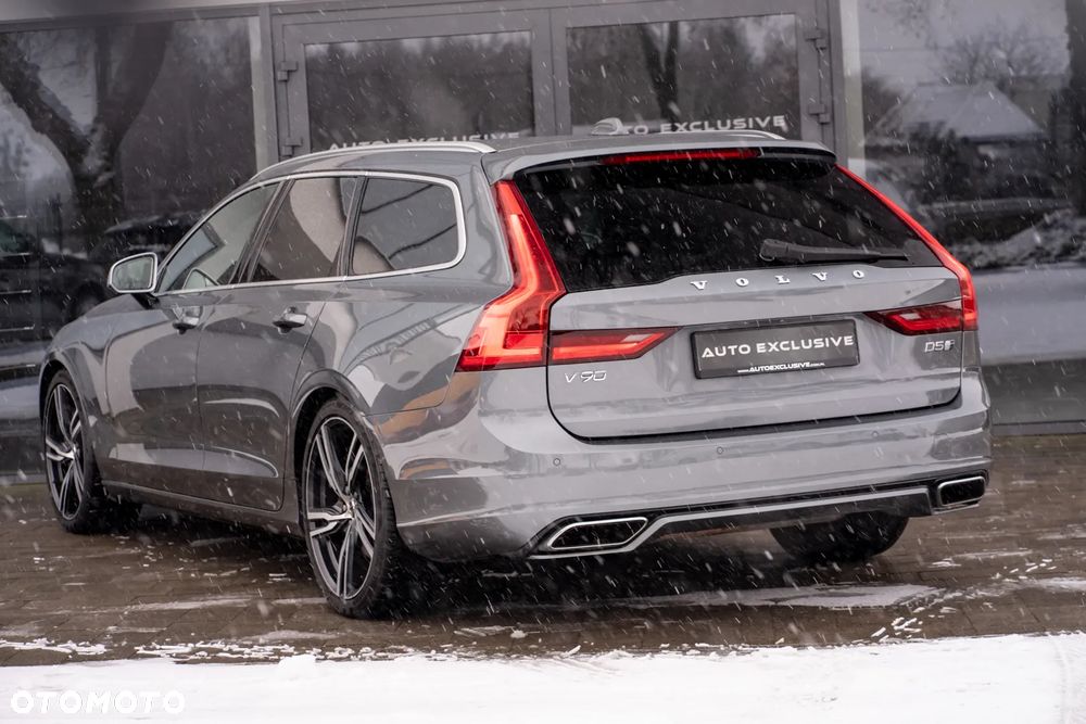 Volvo V90 D5 AWD R-Design - 24
