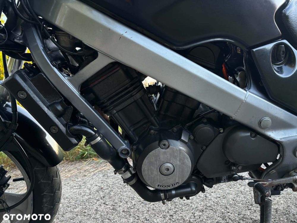 Honda NTV - 13