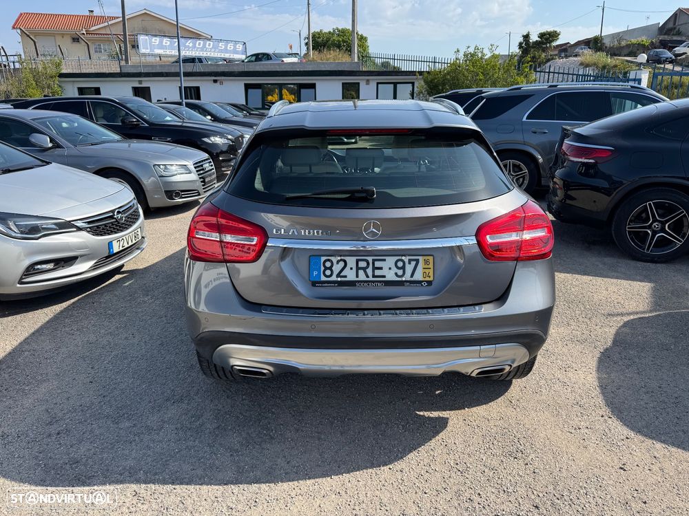 Mercedes-Benz GLA 180 d Urban - 46