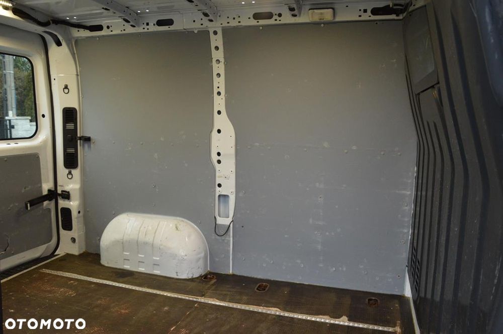 Opel Movano - 29