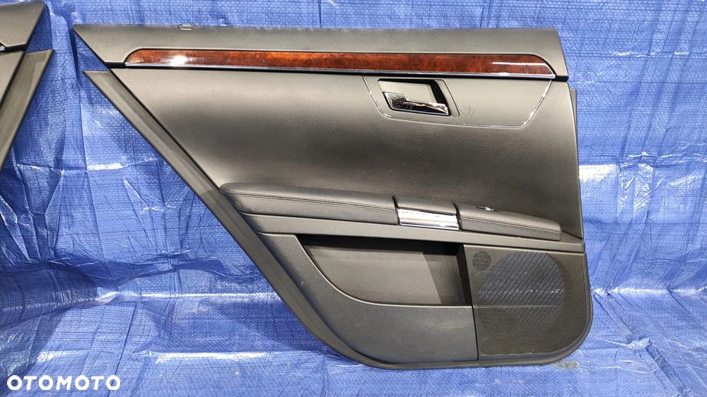 FOTELE KANAPA TUNEL ŚRODKOWY PODŁOKIETNIK BOCZKI DRZWI LED DEKORY TAPICERKA WNĘTRZE SKÓRA CZARNA GRZANA PAMIĘĆ FULL MASAŻE MERCEDES W221 LIFT KRÓTKI - 24