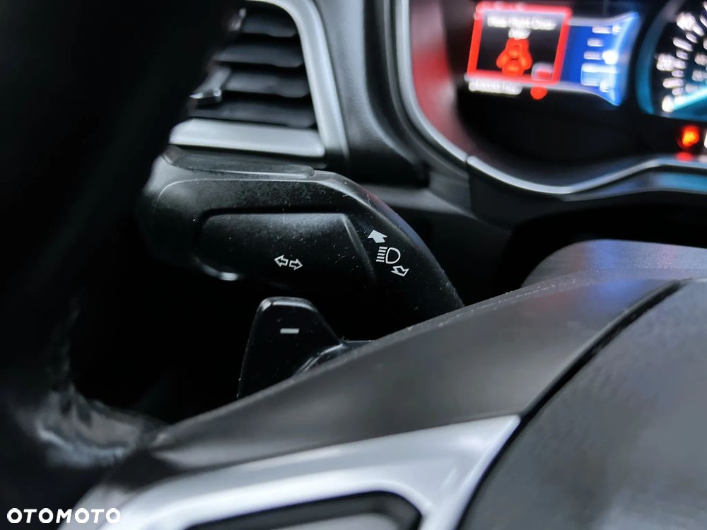 Ford Fusion 2.0 EcoBoost Titanium - 19