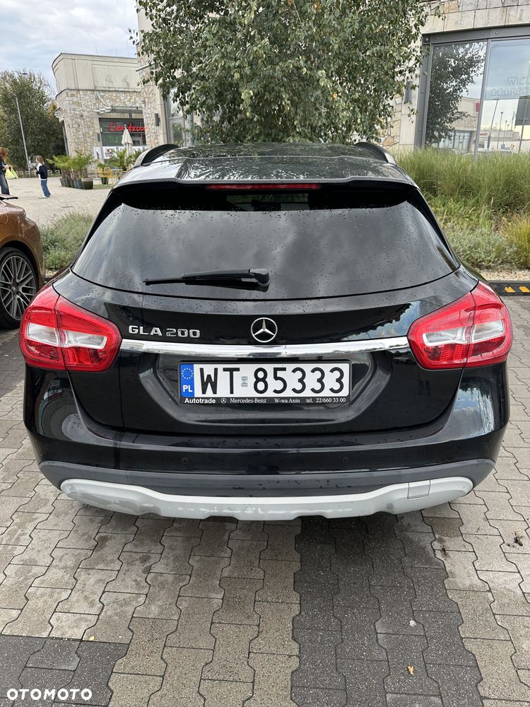 Mercedes-Benz GLA - 17