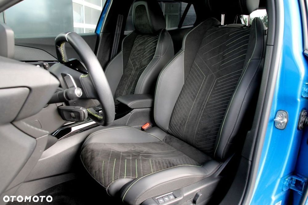 Peugeot 2008 1.2 PureTech GT S&S EAT8 - 27