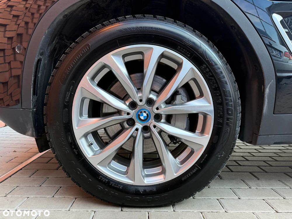 BMW X3 xDrive30e - 26