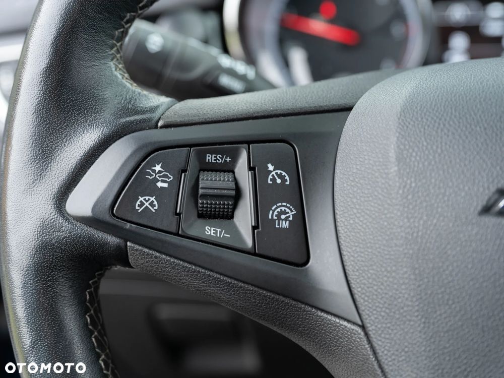 Opel Astra 1.5 CDTI Elegance S&S - 23