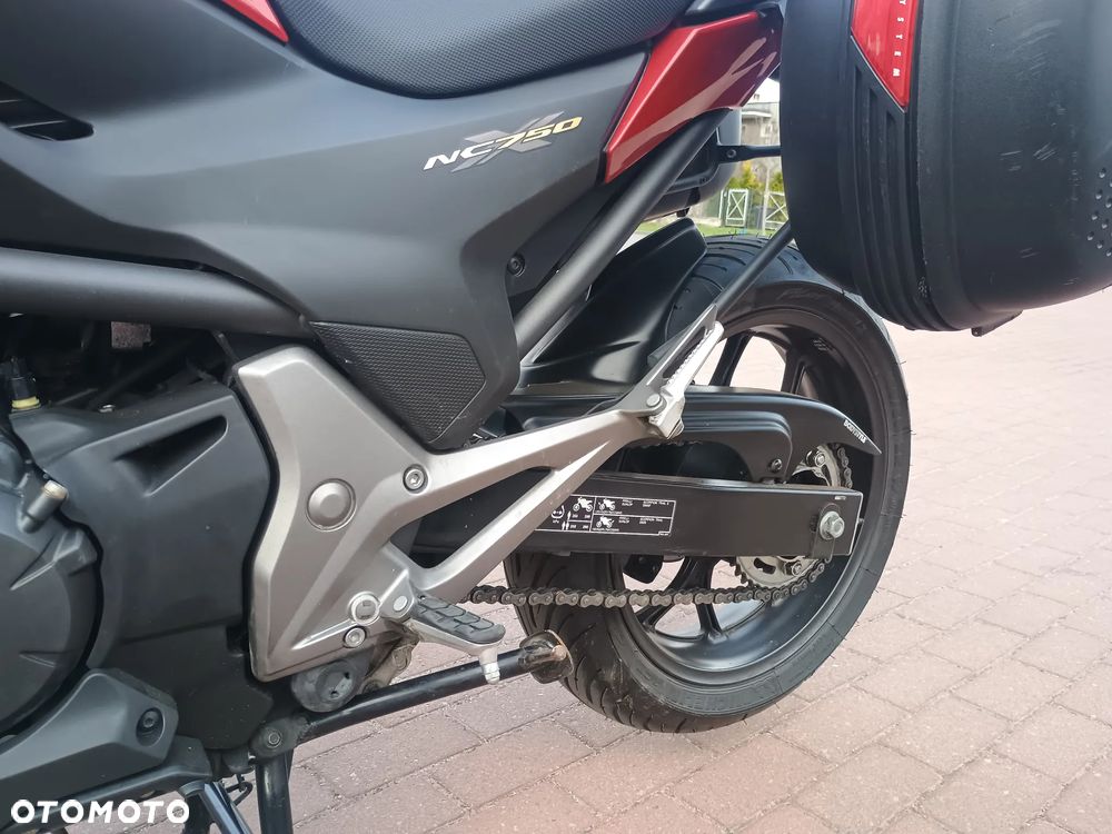 Honda NC - 18