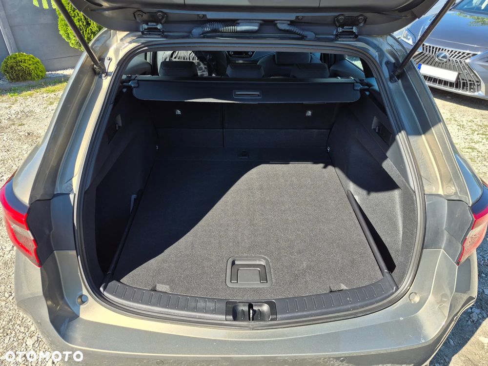 Toyota Corolla 1.8 Hybrid Comfort - 20