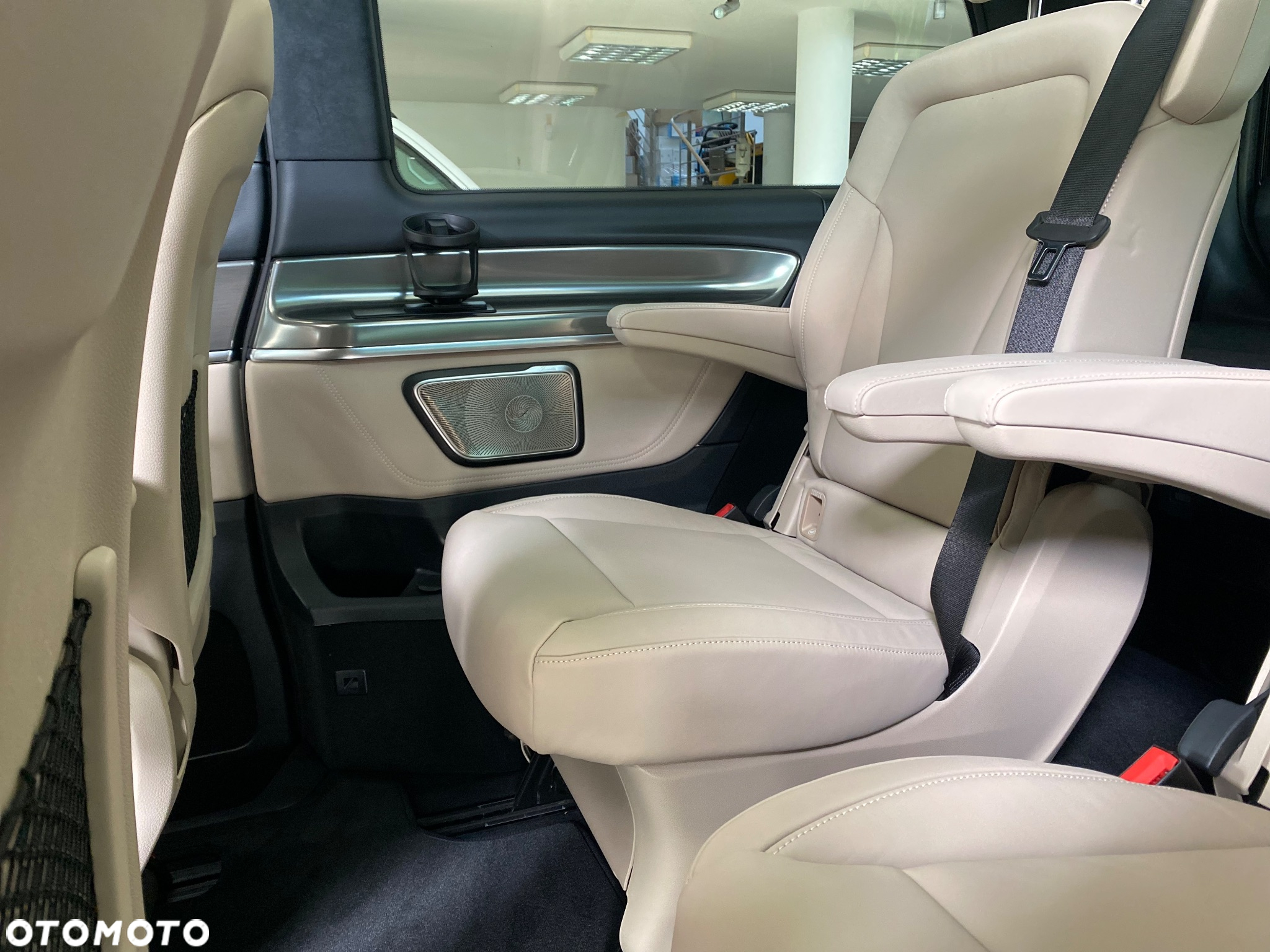 Mercedes-Benz Klasa V 300 d 4-Matic 9G-Tronic Exclusive (d³ugi) - 18