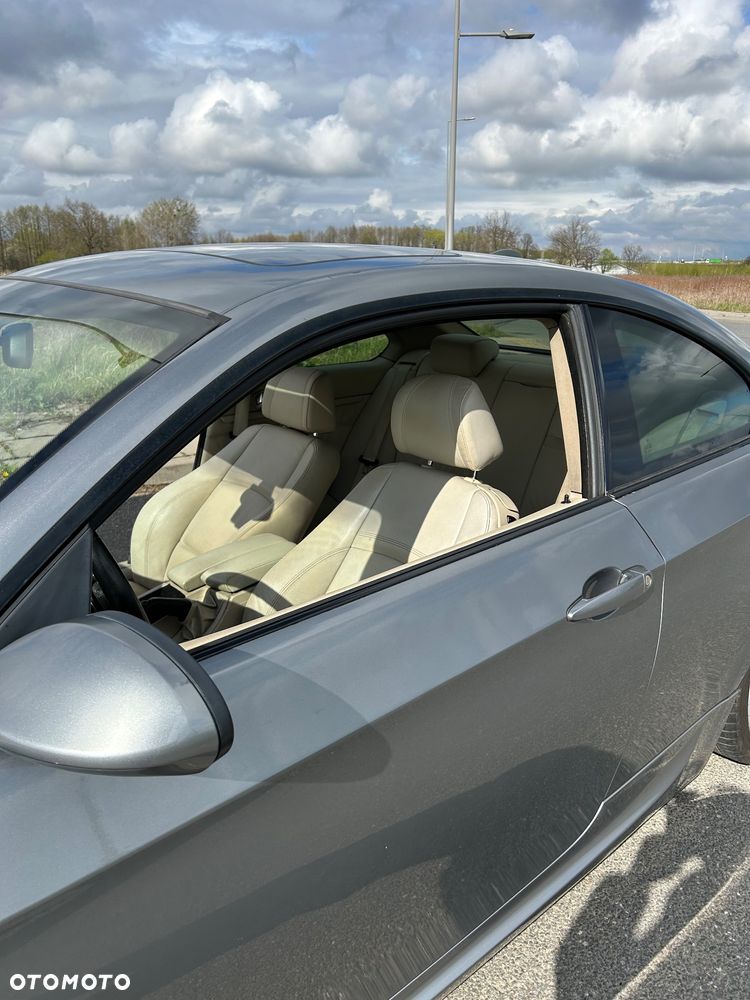 BMW Seria 3 335i - 18