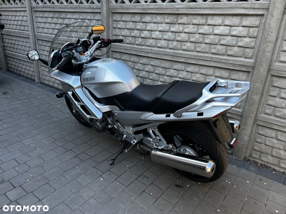 Yamaha FJR - 15