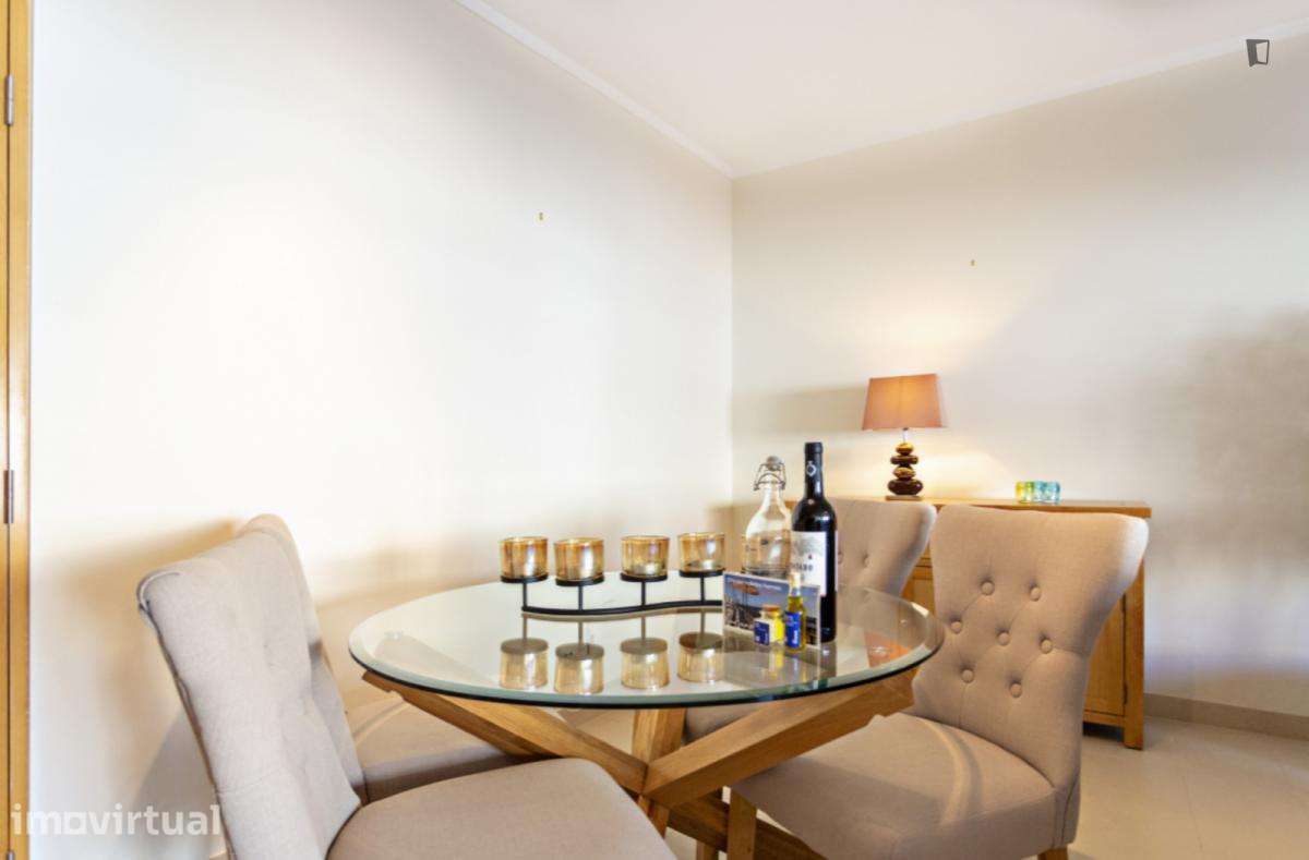 Apartamento com 2 quartos - localizado em Tavira - Grande imagem: 2/13