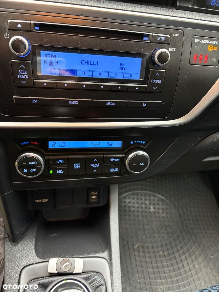 Toyota Auris 1.6 Dynamic - 15