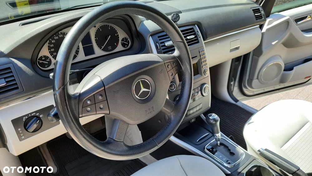 Mercedes-Benz Klasa B 200 CDI DPF Autotronic - 9