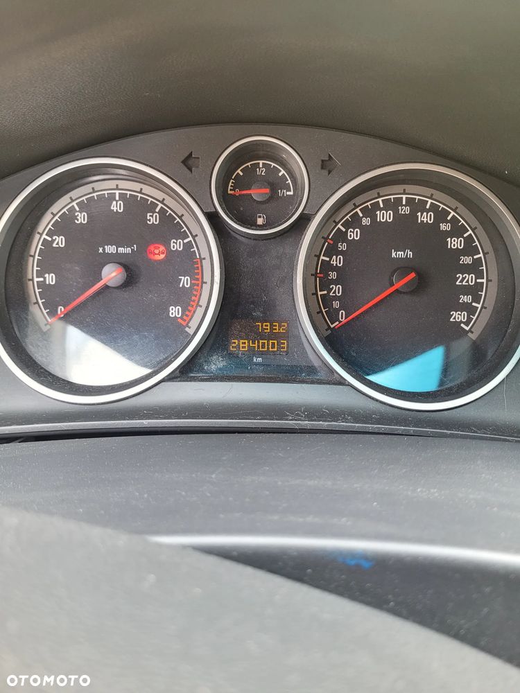 Opel Astra 1.6 Enjoy - 17