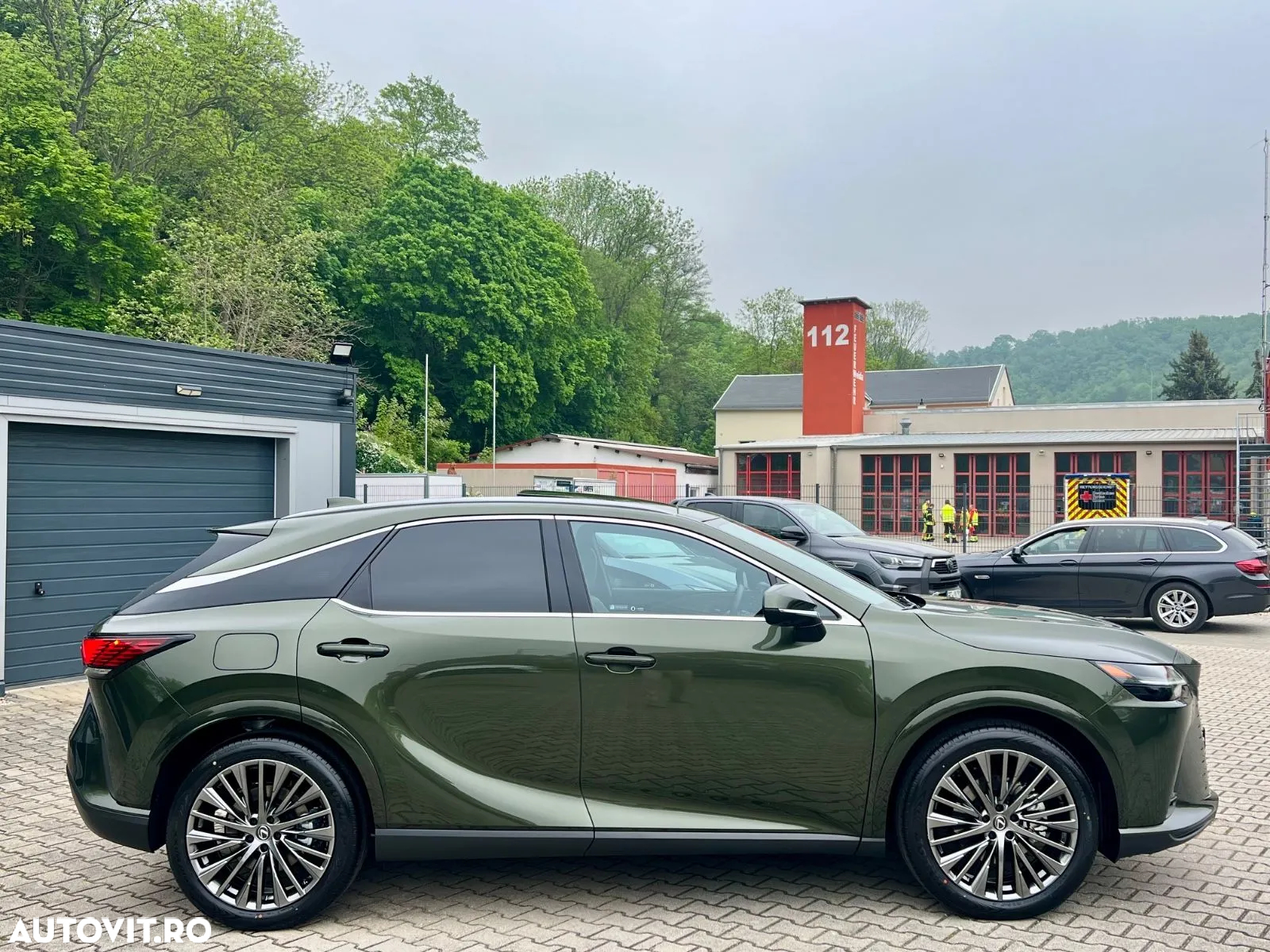 Lexus Seria RX 450h+ (Plug-in-Hybrid) Luxury Line - 10