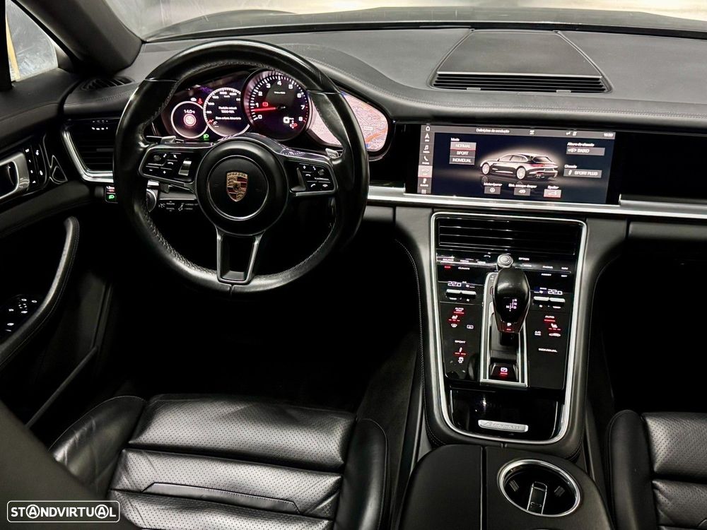Porsche Panamera Sport Turismo 4 - 9