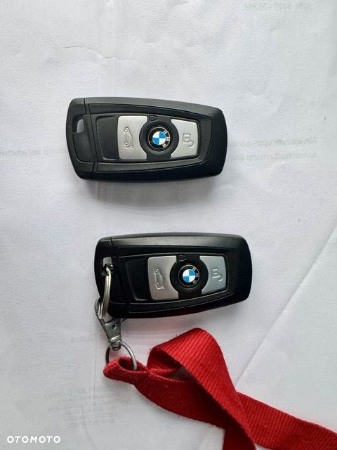 BMW Seria 3 318d - 16