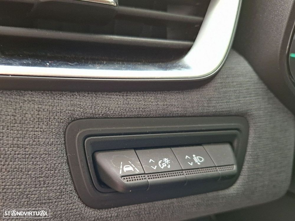 Renault Clio 1.0 TCe Evolution Bi-Fuel - 19