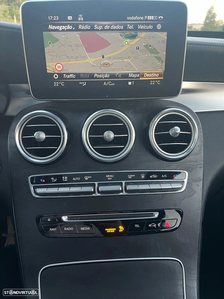 Mercedes-Benz GLC 350 e 4Matic 7G-TRONIC AMG Line - 26