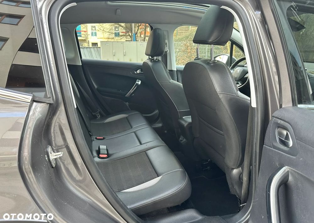 Peugeot 2008 1.2 Pure Tech Crossway S&S - 18