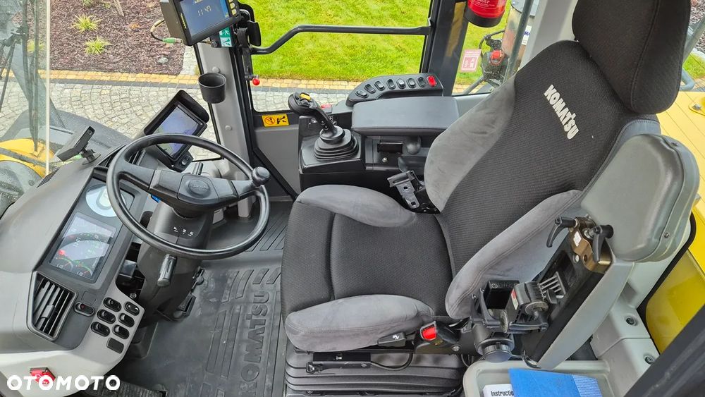 Komatsu WA-470-8,sprowadzona,nowe opony,full wersja - 11