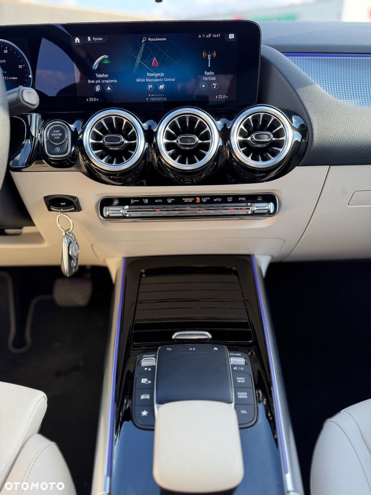 Mercedes-Benz GLA 220 d 4-Matic AMG Line - 8