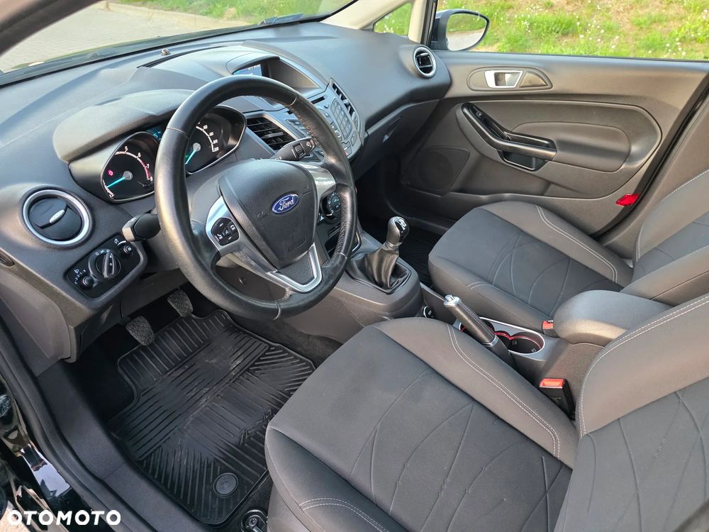 Ford Fiesta - 16