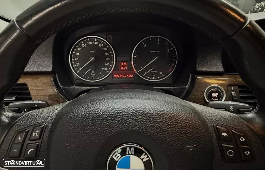 BMW 318 d - 24