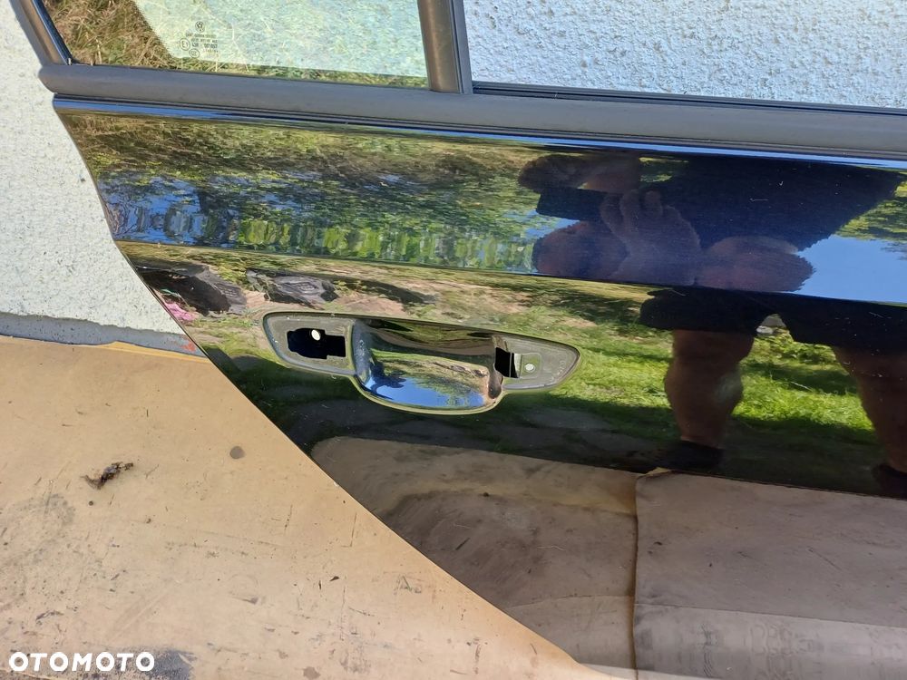 Golf VI HB 5D drzwi prawy tył LC9X - 12