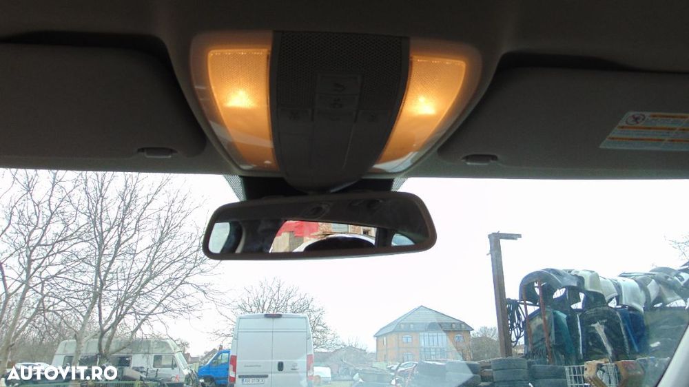 Plafoniera Mercedes c Class w204 2007-2014 dezmembrez c class w204 - 1