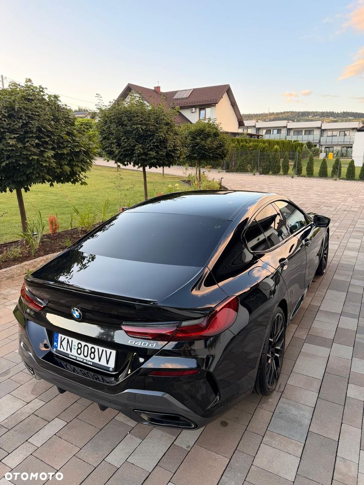 BMW Seria 8 840d xDrive mHEV - 2