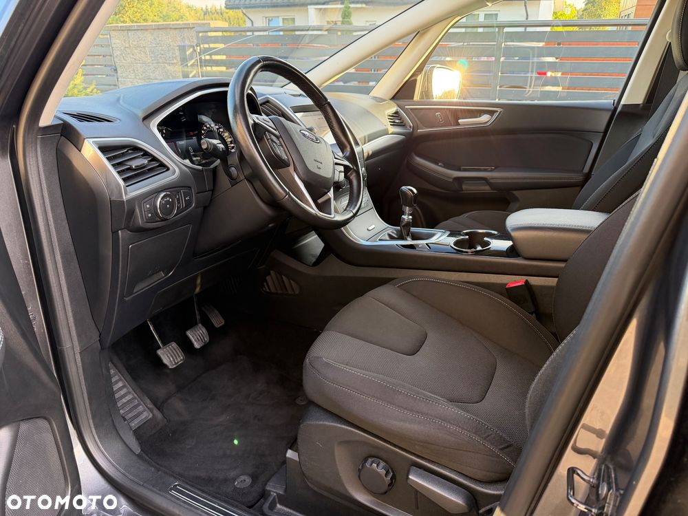 Ford S-Max 2.0 TDCi 4WD Titanium - 32