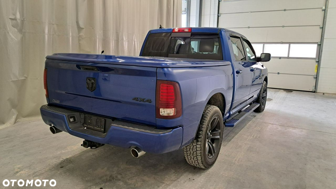Dodge RAM - 4