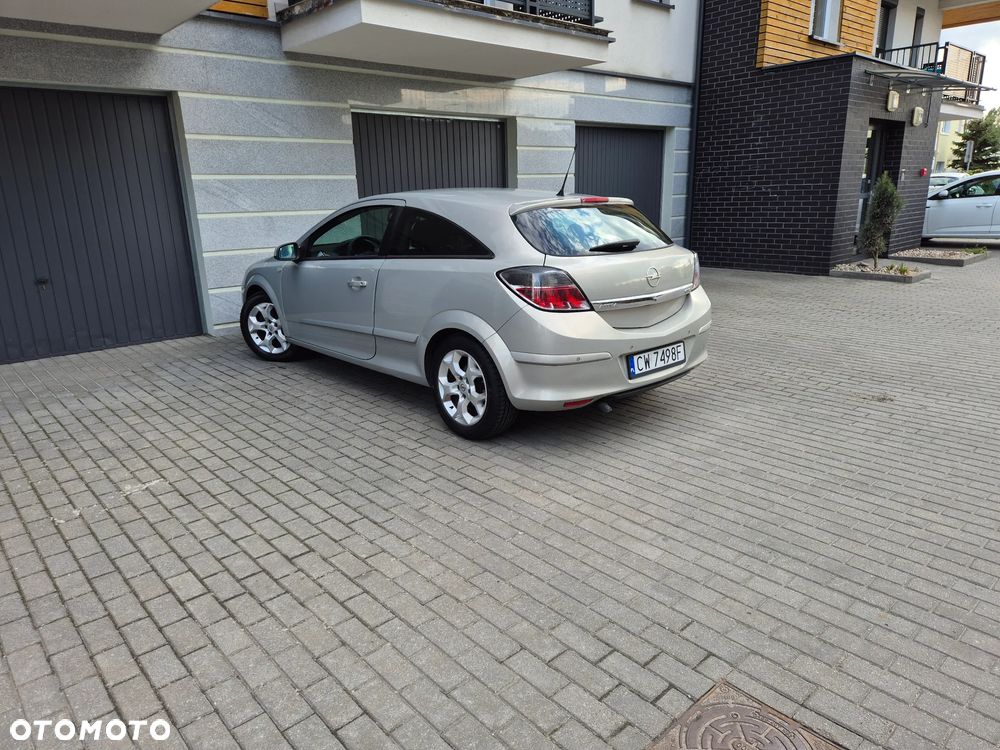 Opel Astra 1.6 Enjoy - 4