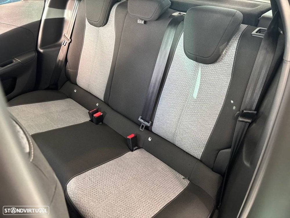 Opel Corsa 1.2 T Edition - 10