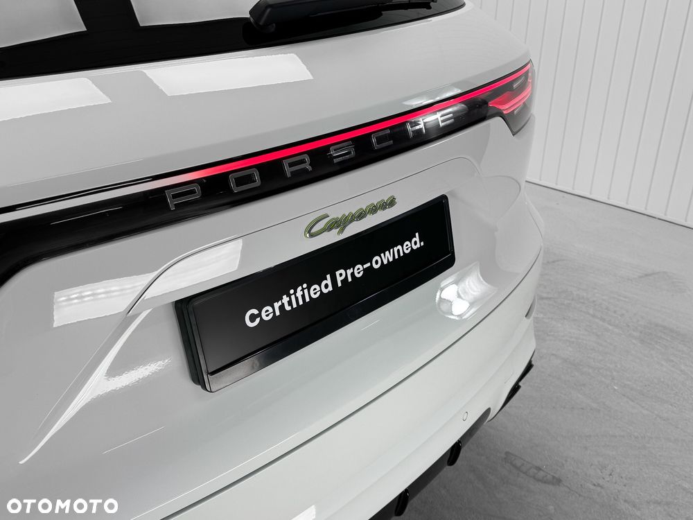 Porsche Cayenne - 16