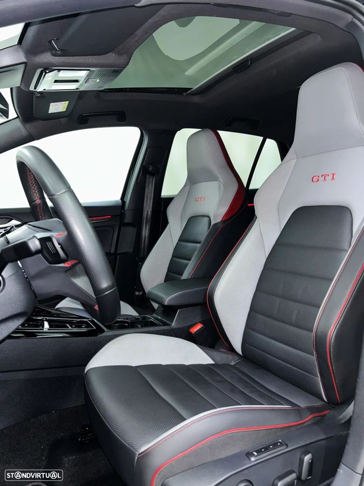 VW Golf 2.0 TSI GTI Clubsport DSG - 11