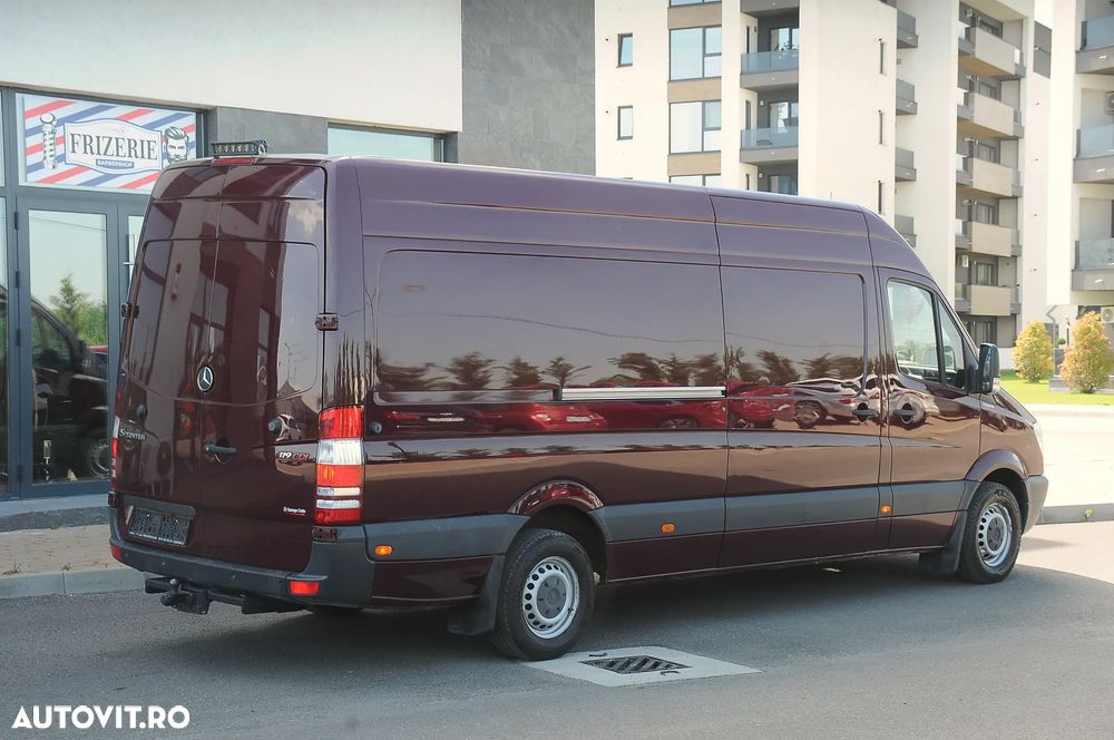 Mercedes-Benz Sprinter - 4