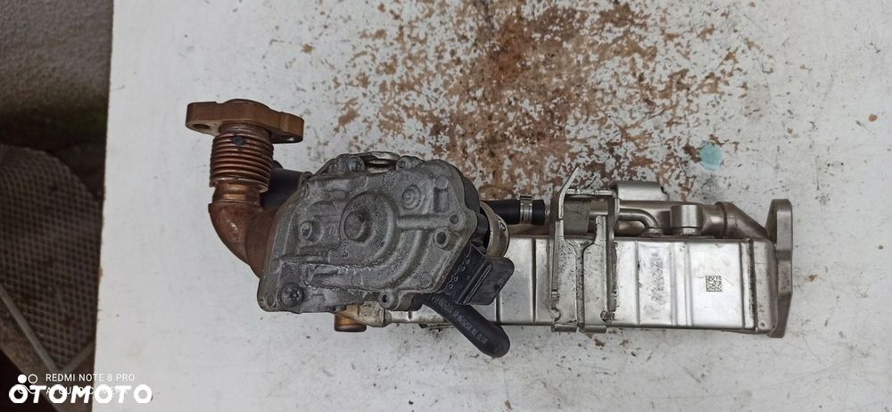 BMW F30 B47 2.0D CHŁODNICA SPALIN EGR 8477659 01 - 3