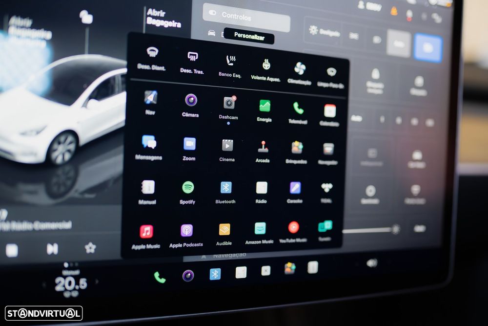 Tesla Model Y Long Range Dual Motor AWD - 36