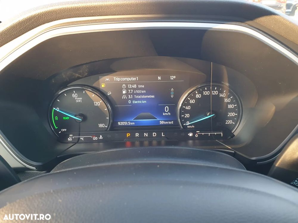 Ford Kuga 2.5 Duratec FHEV AWD Trend - 36