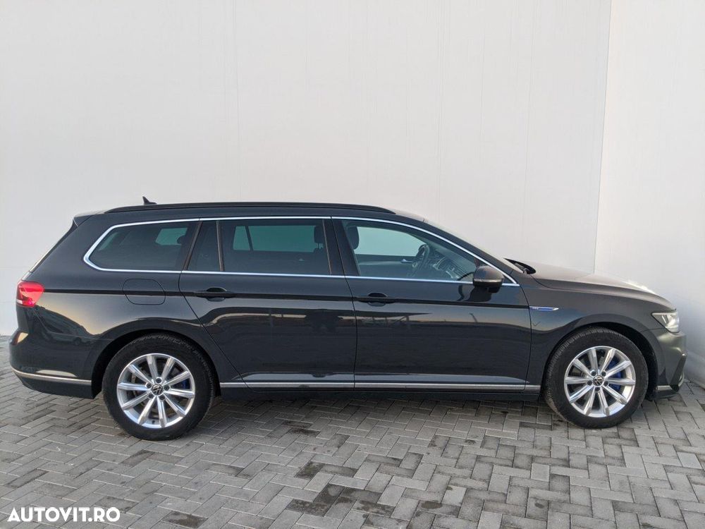 Volkswagen Passat - 34