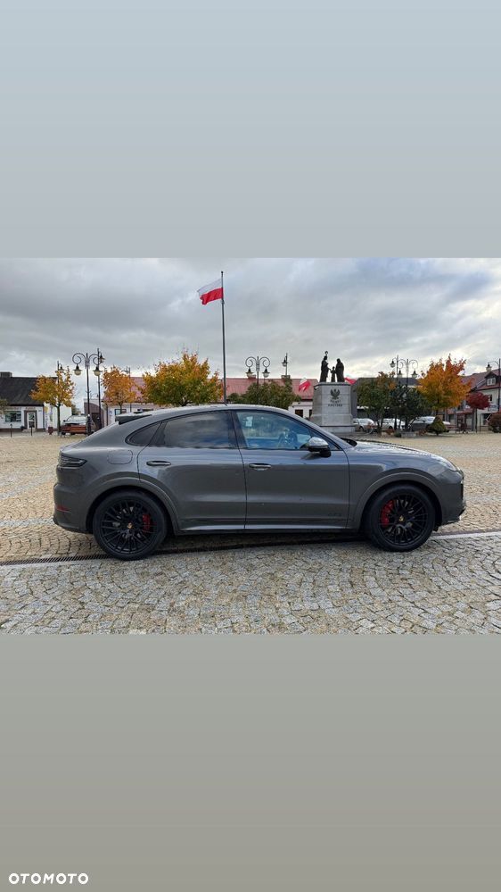Porsche Cayenne - 6