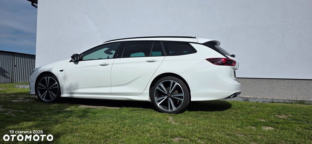 Opel Insignia - 15